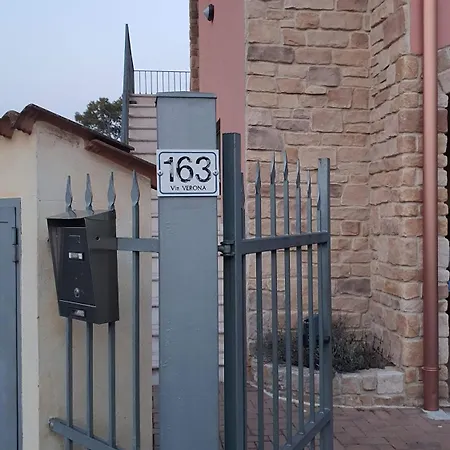 5 * Σιρμιόνε